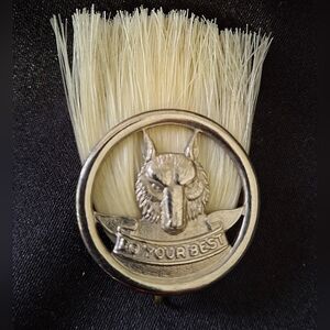 Silver Wolf Emblem with Brush Scottish Dirk Brooch/Badge Vintage